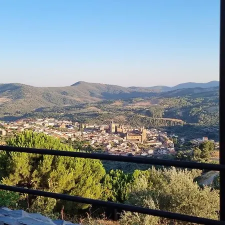 Turistico El Rincón De La Pernila * Guadalupe (Extremadura)